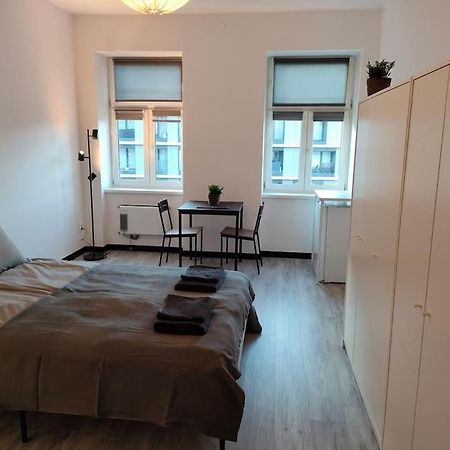 Cozy Room - 10 Min.From Rynek วรอตซวาฟ ภายนอก รูปภาพ